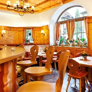 *** Hotel Hahn Germany